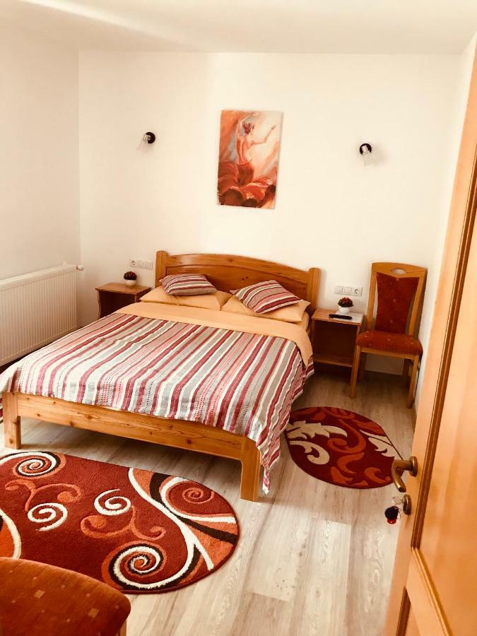 Casa Andra Hotel Slanic Moldova Ngoại thất bức ảnh