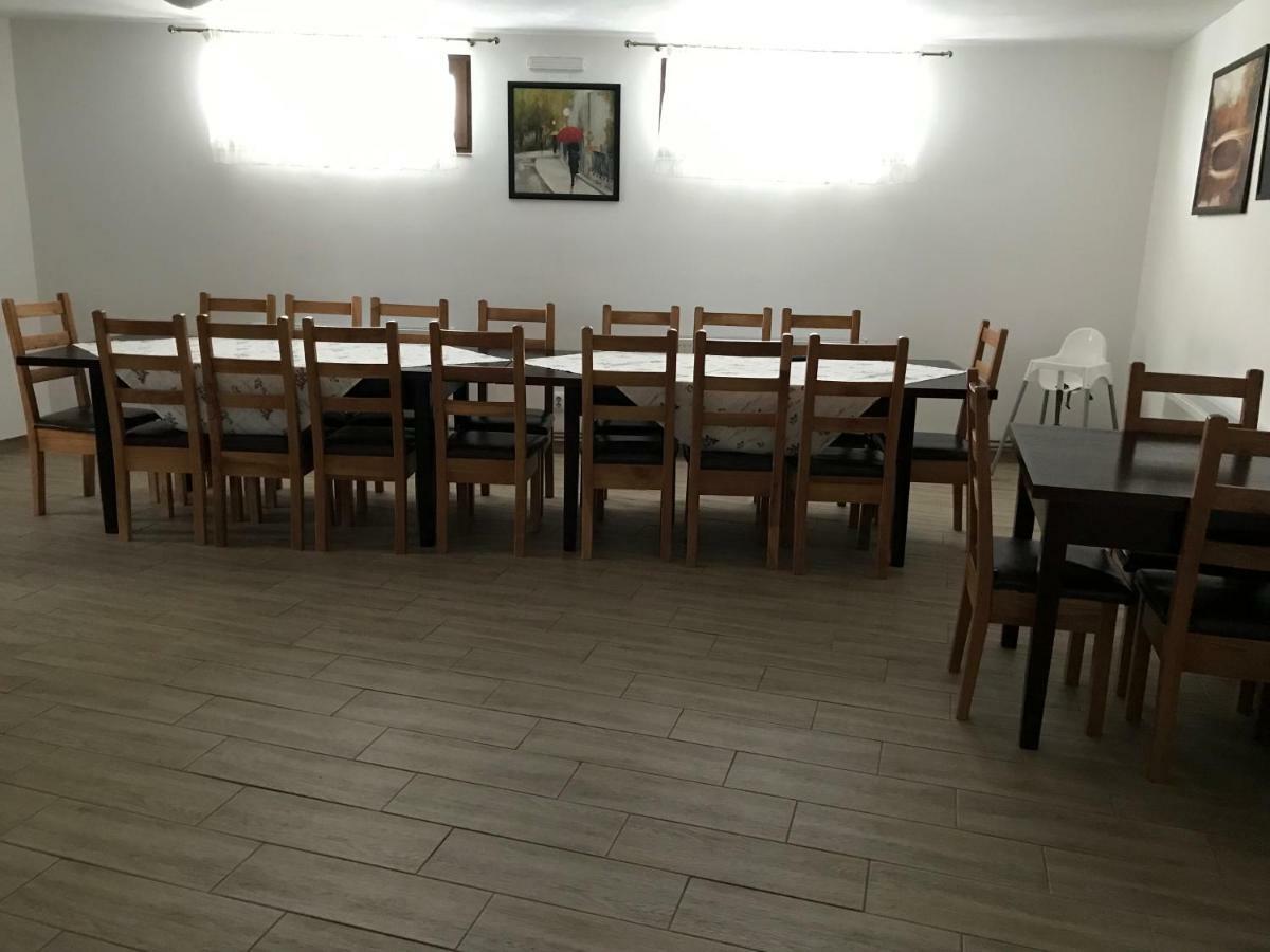 Casa Andra Hotel Slanic Moldova Ngoại thất bức ảnh